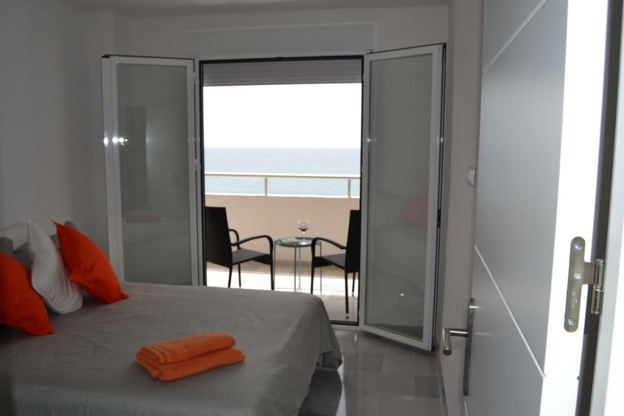 Ferienwohnung Beach Front Penthouse - Fuengirola Exterior foto